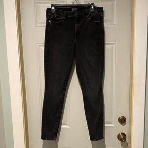 GAP Women's Dark Gray Skinny Jeans